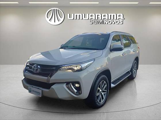 TOYOTA HILUX SW4 2.8 SRX 4X4 16V TURBO INTERCOOLER DIESEL 4P AUTOMÁTICO